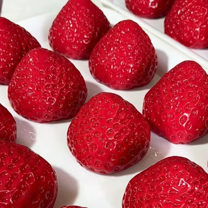 Strawberry Squeeze Toy Fidget  – Party Games For Adults And Kids Bewertung und Preis